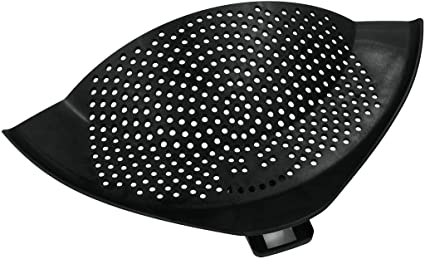 Clip on strainer